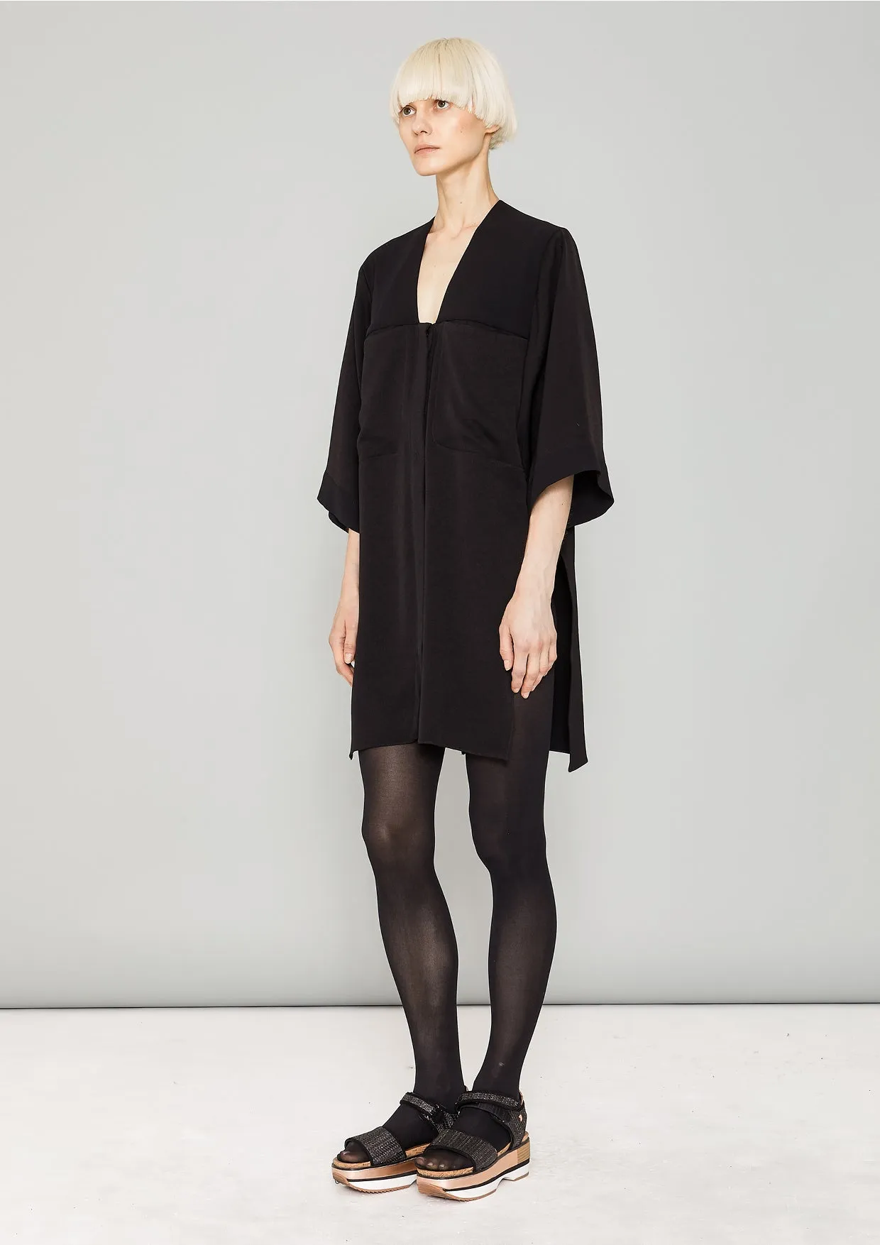 BLOUSE - POCKETS V-COLLAR - HEAVY DRAPING black