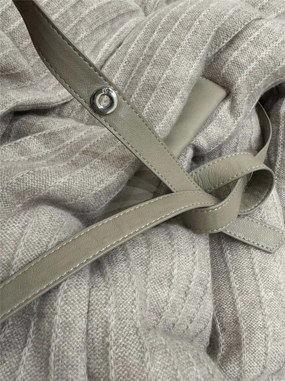 Cashmere Knitted Lambskin Collar Thick Goose Down Jacket