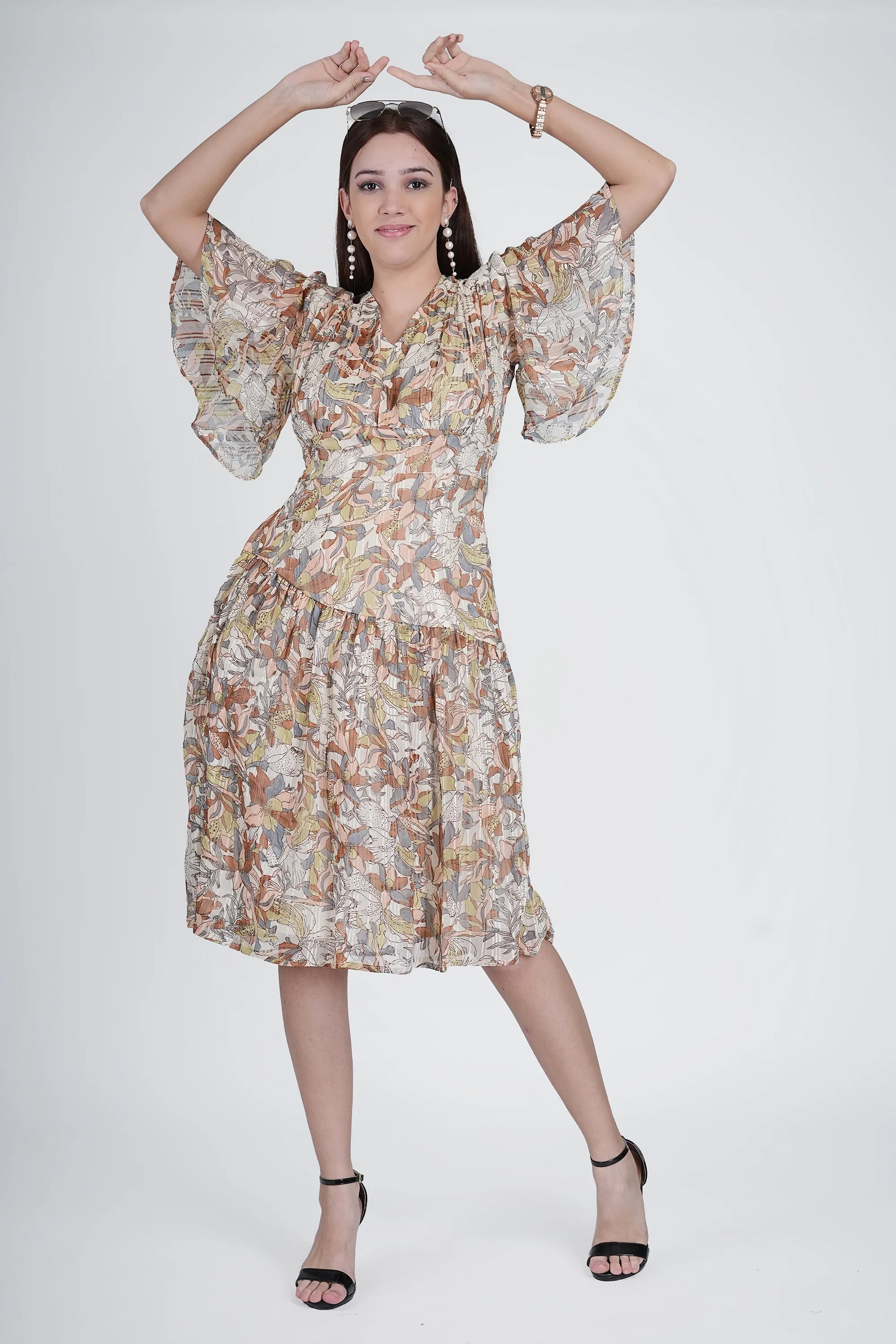 Chic Beige Printed Midi Dress with Pockets | VINTAGE