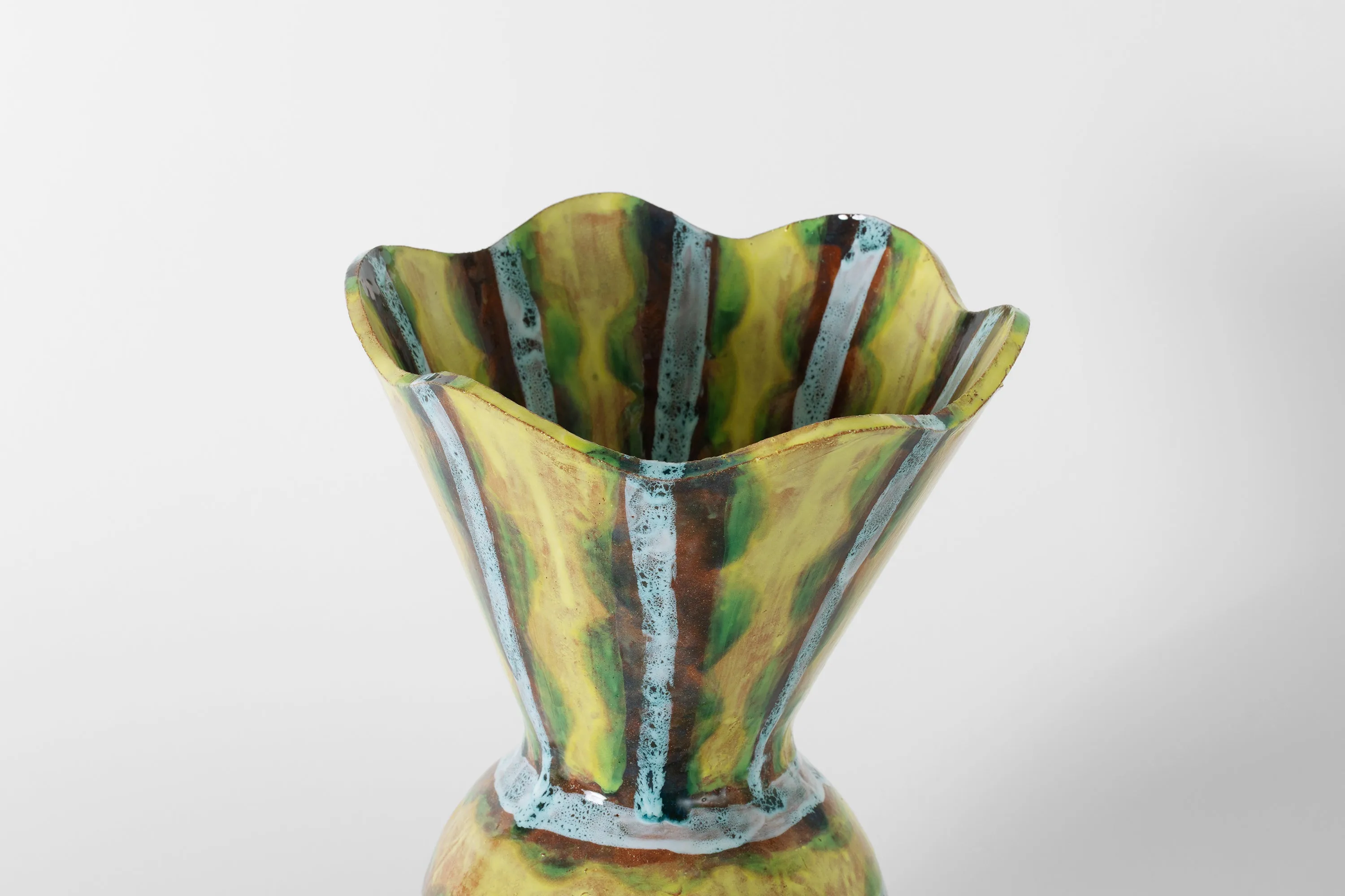 Clover Vessel