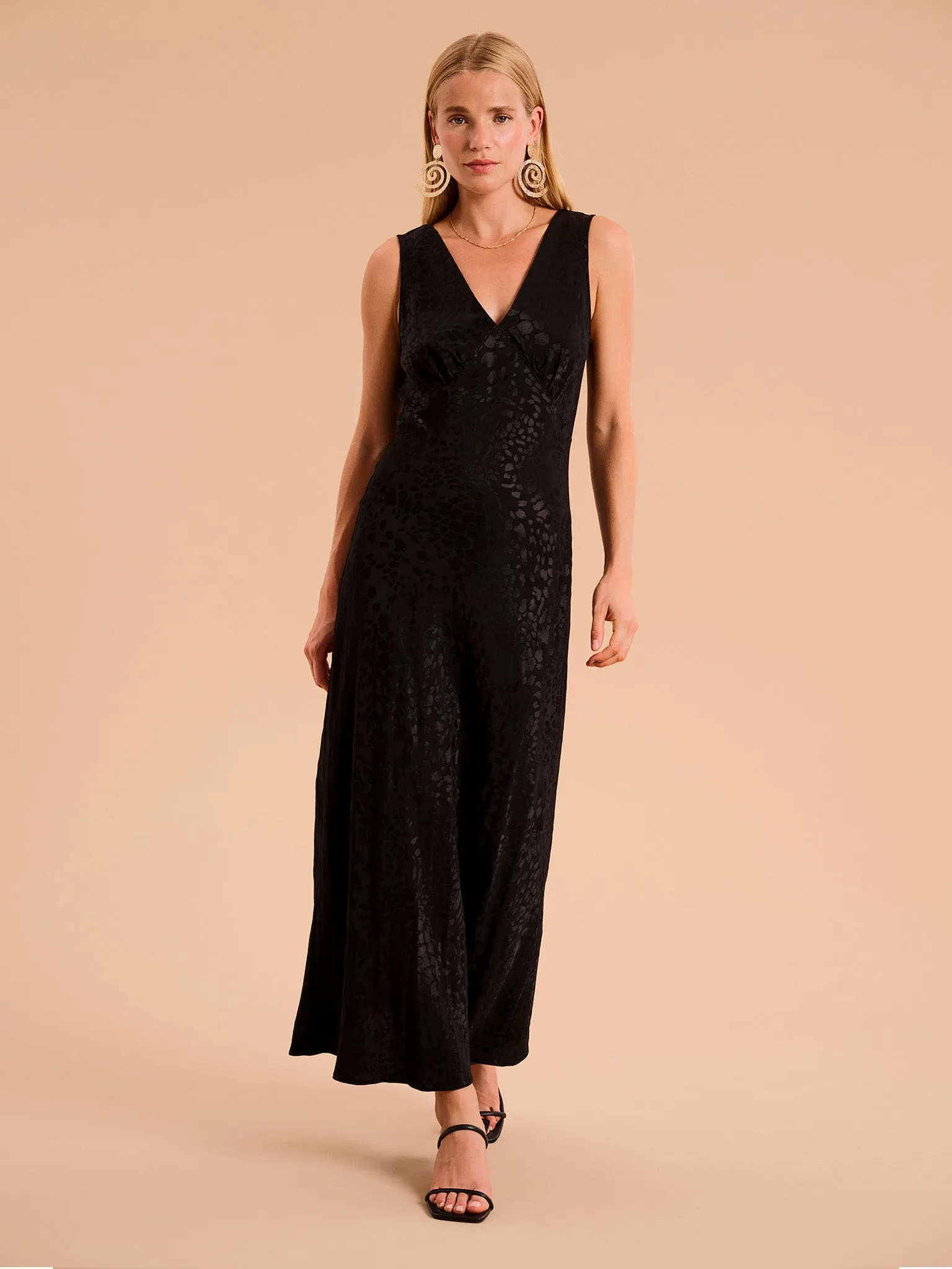 Iris Midi Jacquard Dress in Black