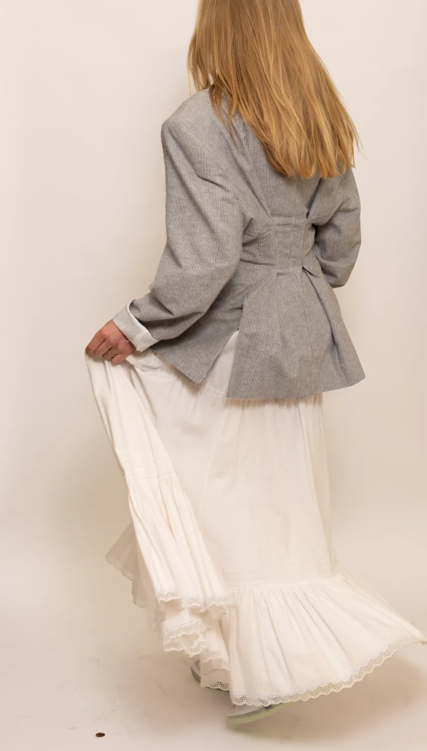 Stripe fitted blazer.bb